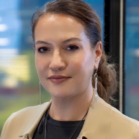 ESRA SUER