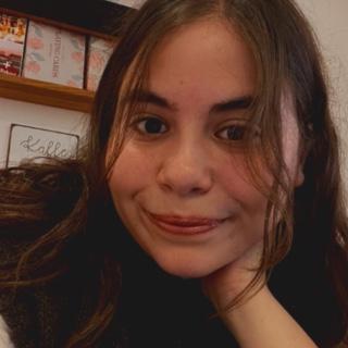 Esra Simsir
