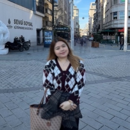 Naurah Nazhifa Wiguna