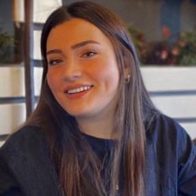 Esra Oğuz