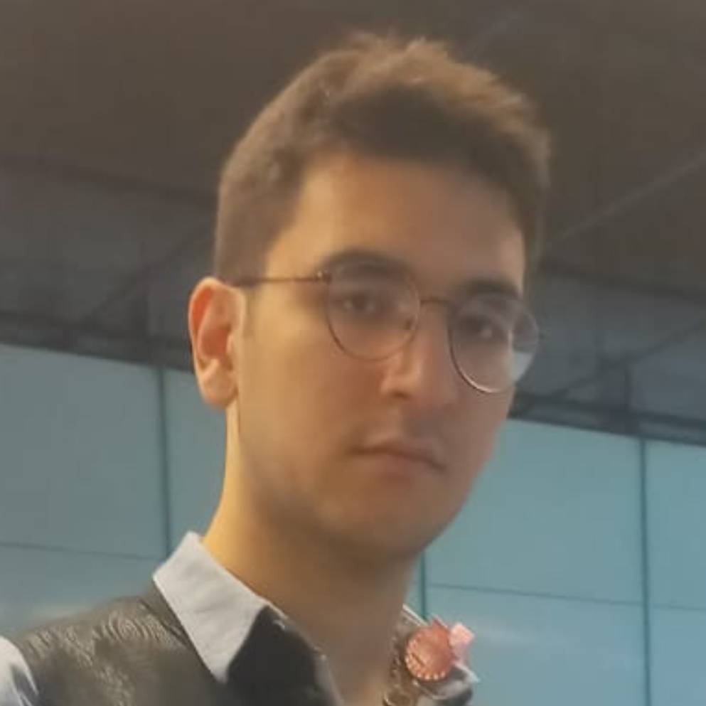 Enes Eren