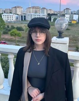 Naz Günaydın