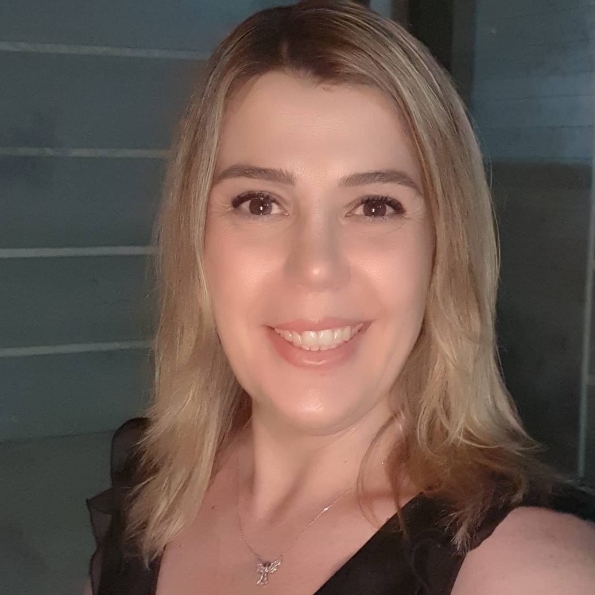 Fulya Tyron