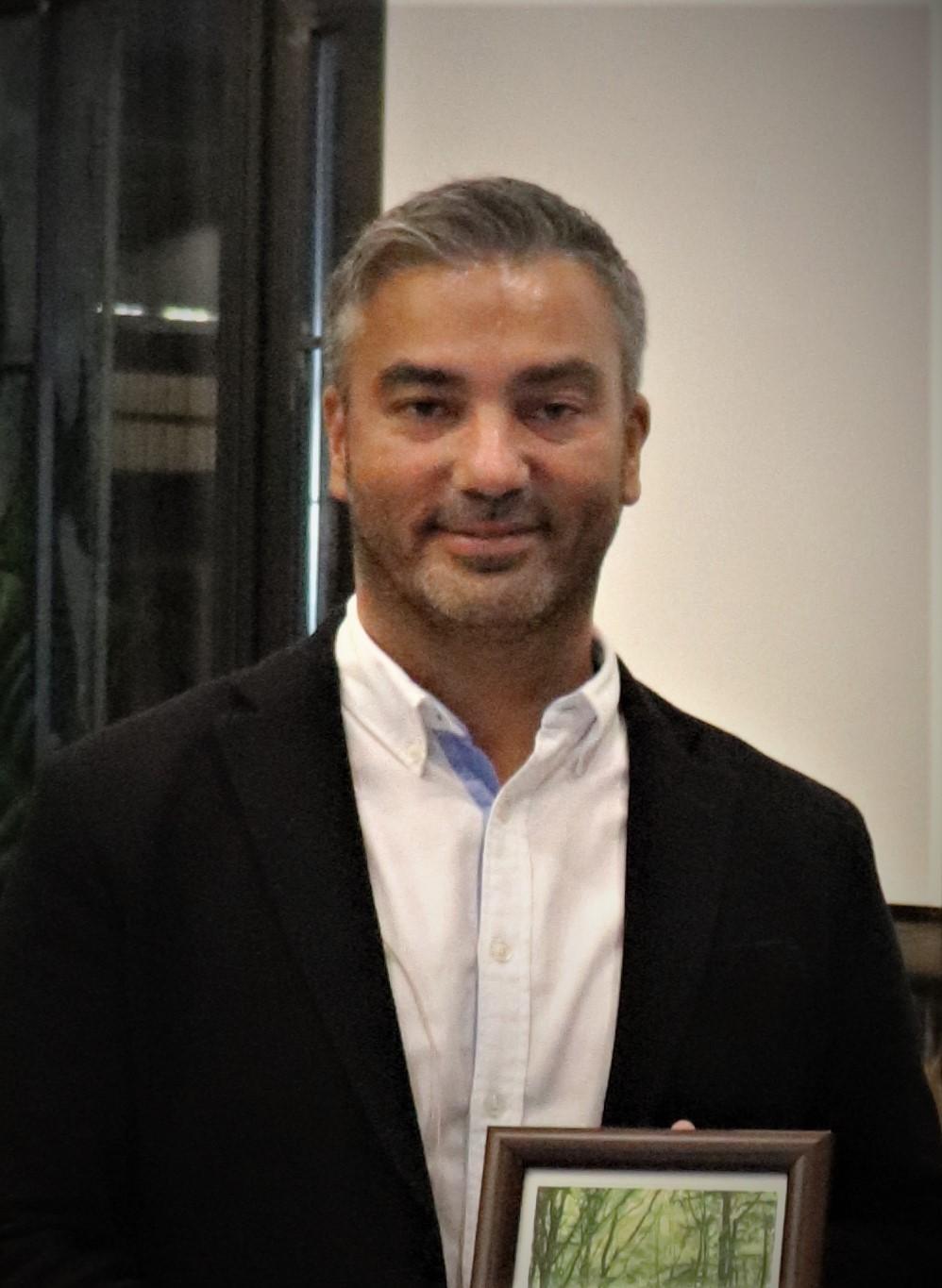 Zafer UÇAR