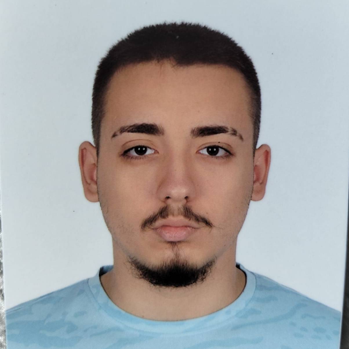 Engin Akdeniz
