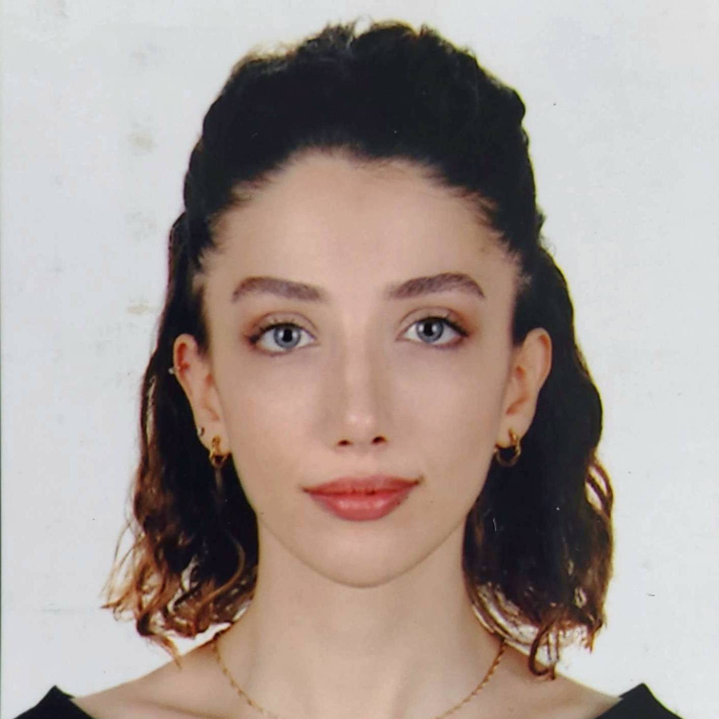 EZGİ SAT