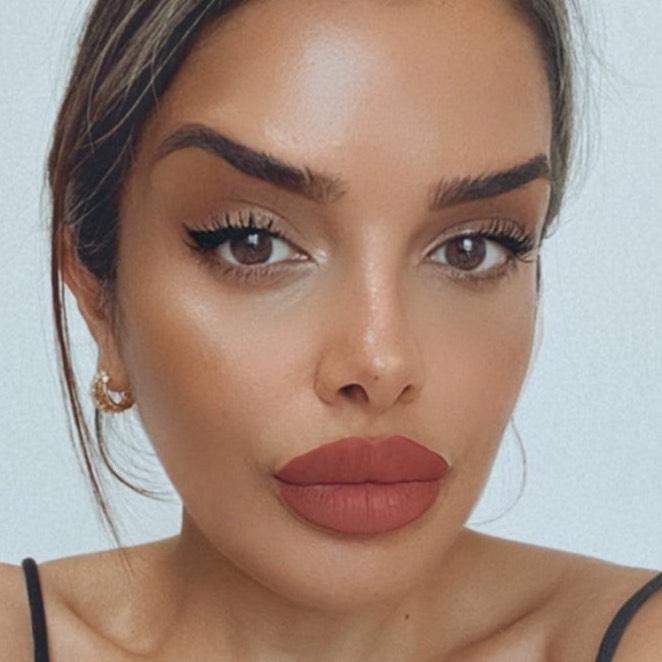 Ebru Bakar