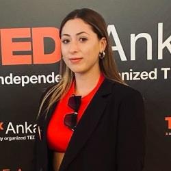 Lara Erenuluğ