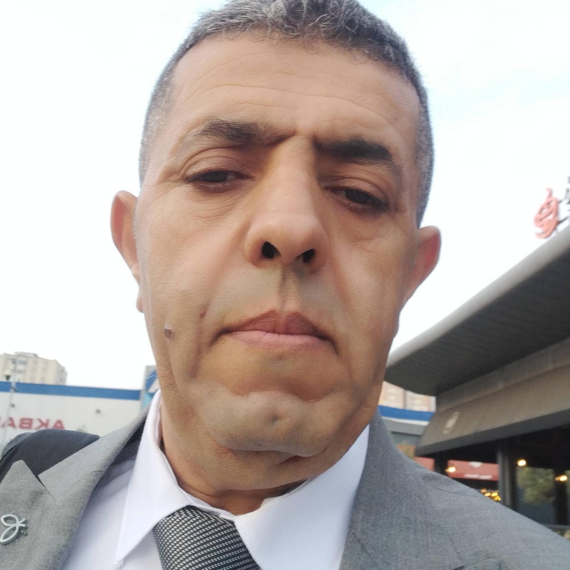 Youcef Lassakeur