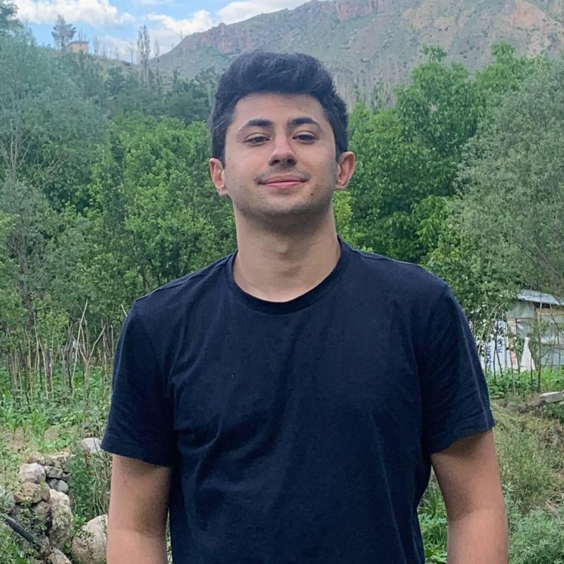 Emirhan Burhan Büyükkurt