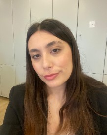 Perihan Esra Akar