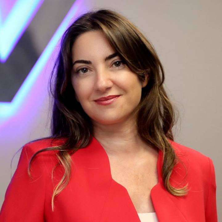 DENIZ ÇOKCOŞ SEZER
